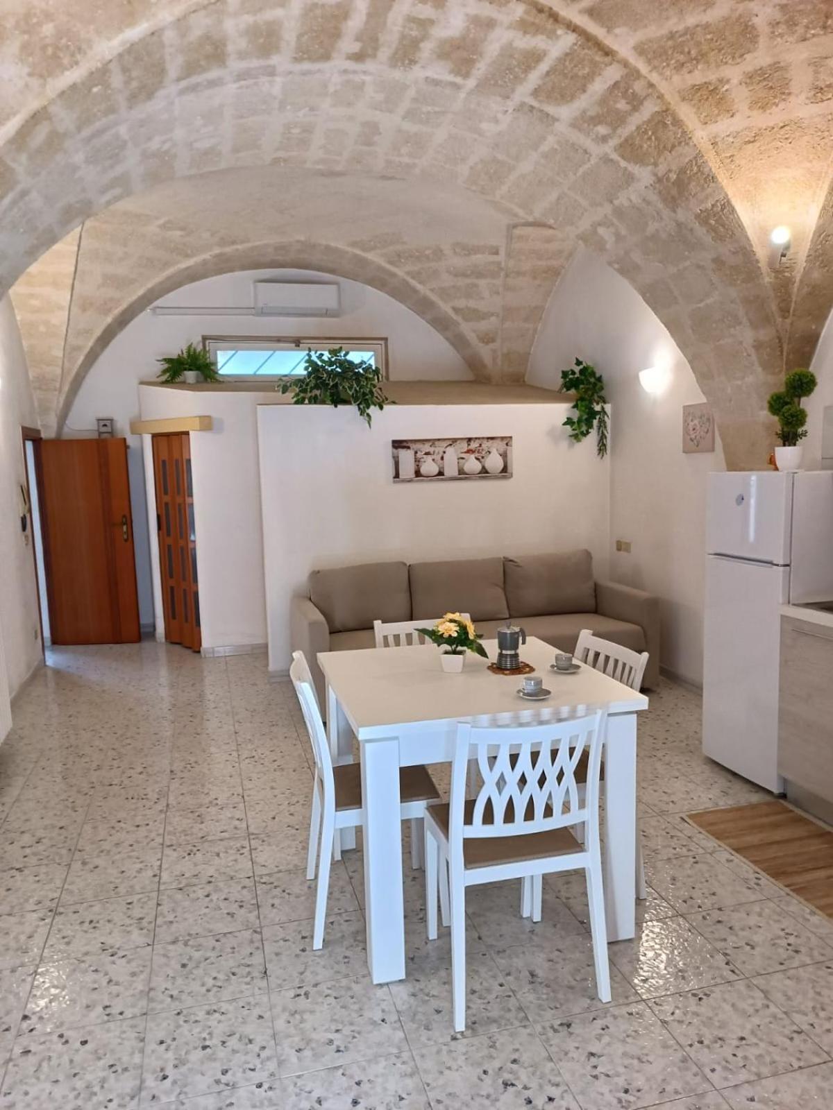 Casa Vacanze Teichos กร็อตตาเย ภายนอก รูปภาพ